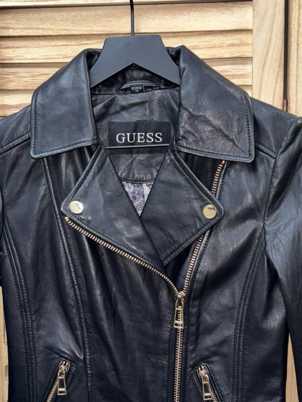 Guess Black Genuine Leather Gold Hardware Moto Jacket – Size XSmall - Picture 4 of 11